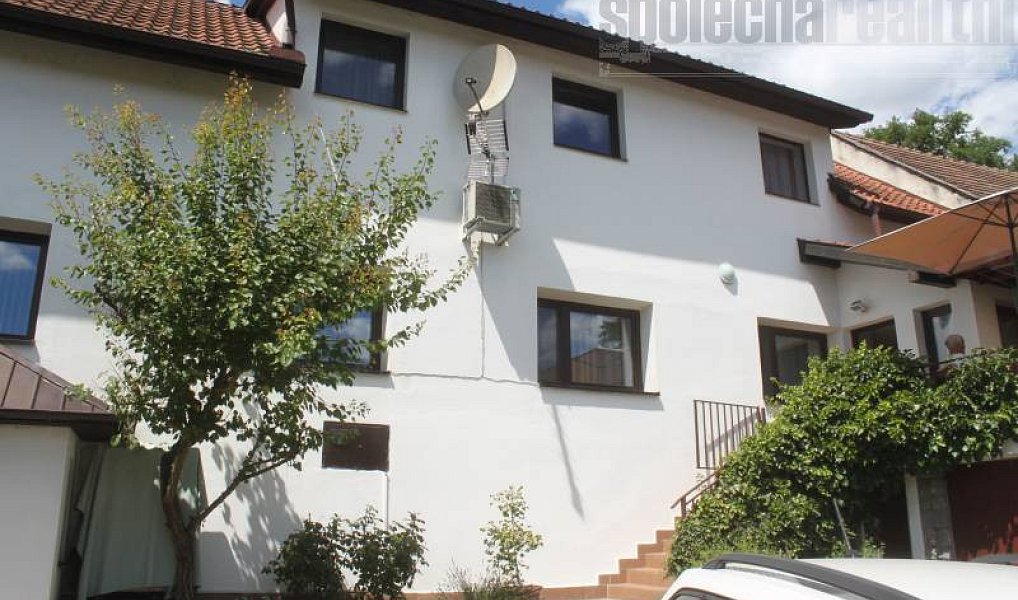 Prodej domu 170 m² s pozemkem 728 m², Týnec nad Sázavou – fotka 1 z 32