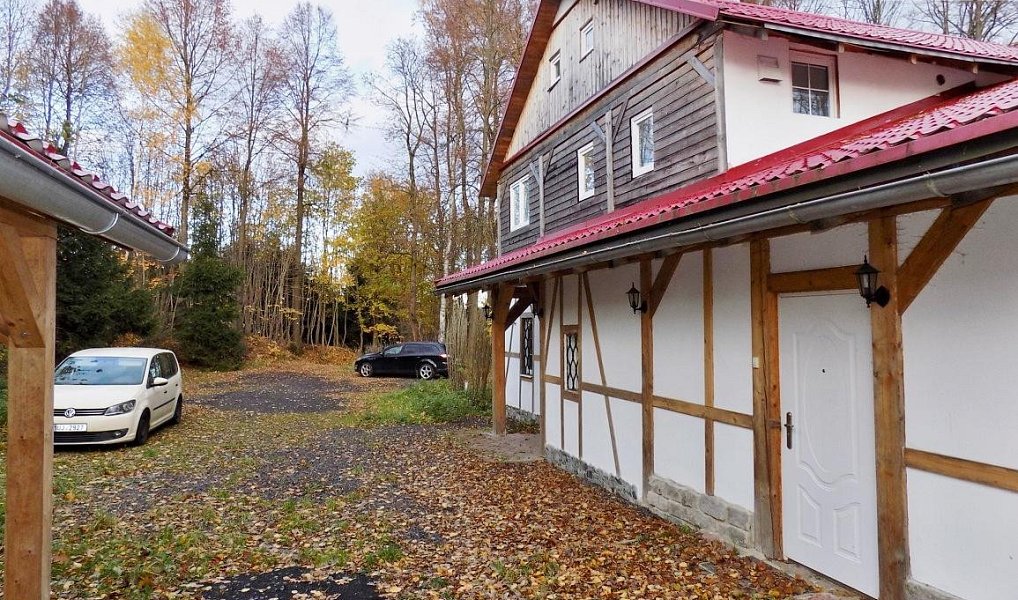 Prodej ubytovacího objektu 325 m², Lobendava – náhled fotky 22