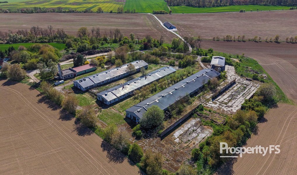 Prodej komerčního objektu (jiného typu) 360 m², Dubá – náhled fotky 2
