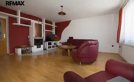 Prodej domu 252 m² s pozemkem 312 m², Francouzská, Jindřichův Hradec - Jindřichův Hradec II