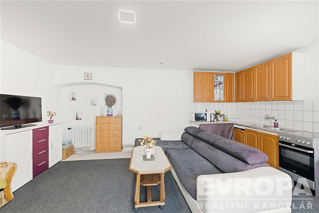 Prodej domu 188 m² s pozemkem 926 m² — photo 3