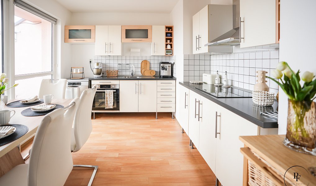 Prodej bytu 2+kk 78 m², Benátky nad Jizerou – náhled fotky 2