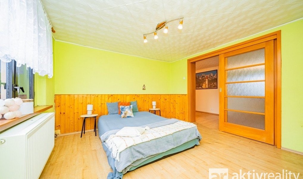 Prodej domu 225 m² s pozemkem 904 m², Vodochody – náhled fotky 17