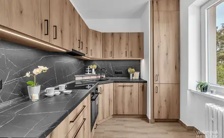 Prodej bytu 2+1 50 m², třída SNP, Hradec Králové - Slezské Předměstí