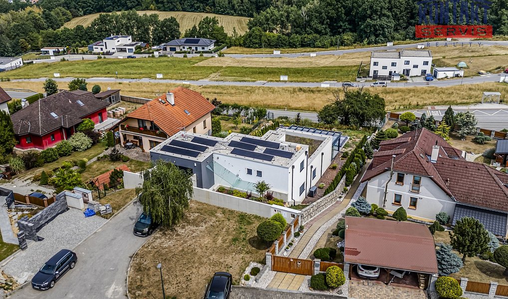 Prodej domu 236 m² s pozemkem 1 076 m², Hlincová Hora – náhled fotky 8