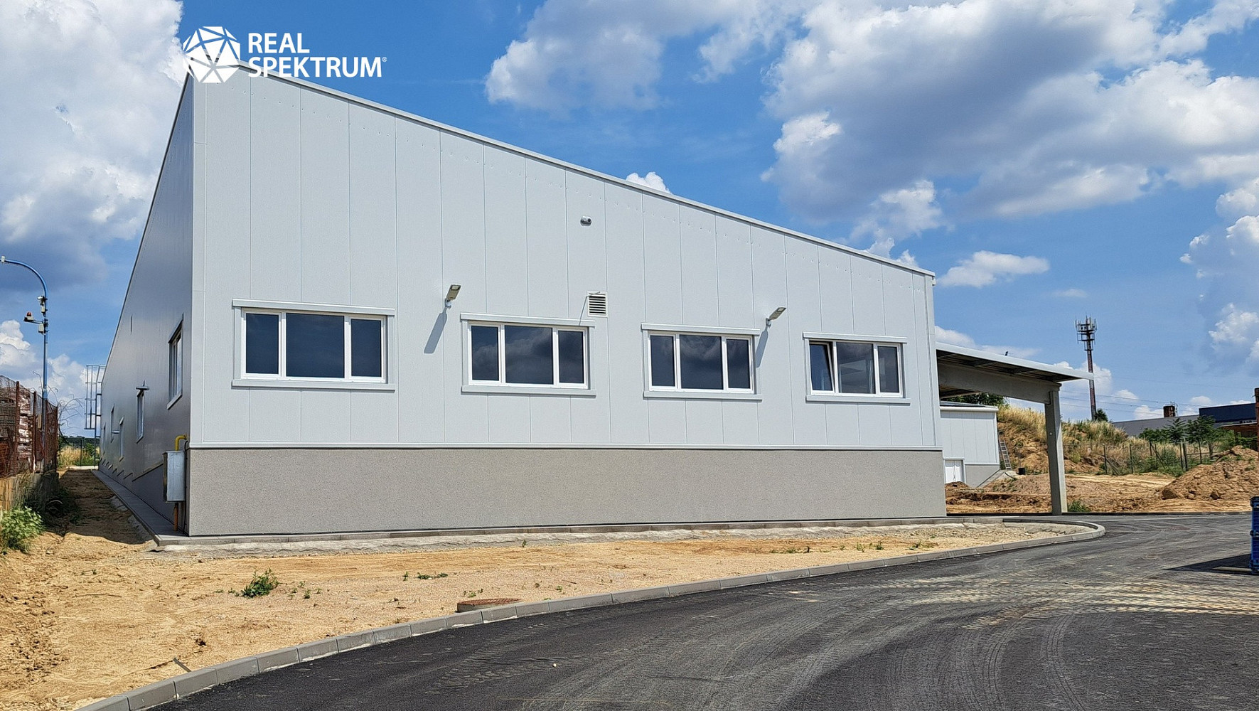 Pronájem výrobních prostor 983 m² – fotografie 2