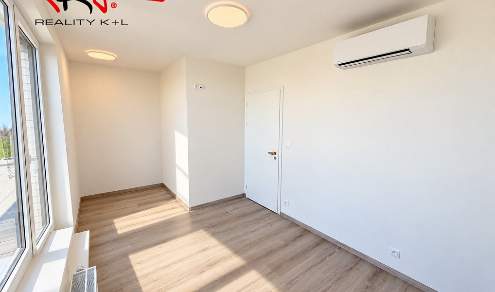 Pronájem bytu 2+kk 46 m², Praha – náhled fotky 7