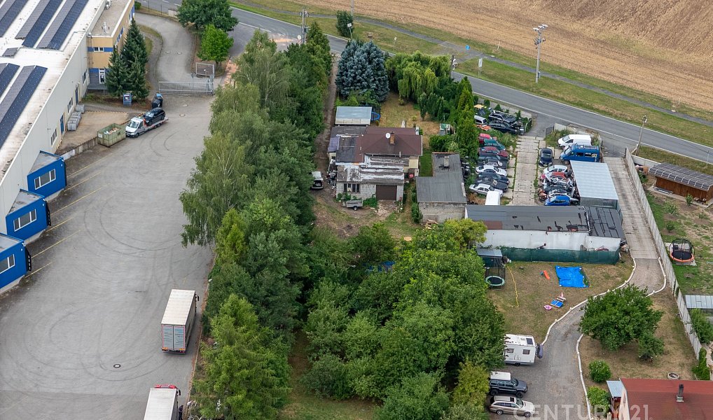 Prodej domu 145 m² s pozemkem 2 417 m², Radonice – náhled fotky 20