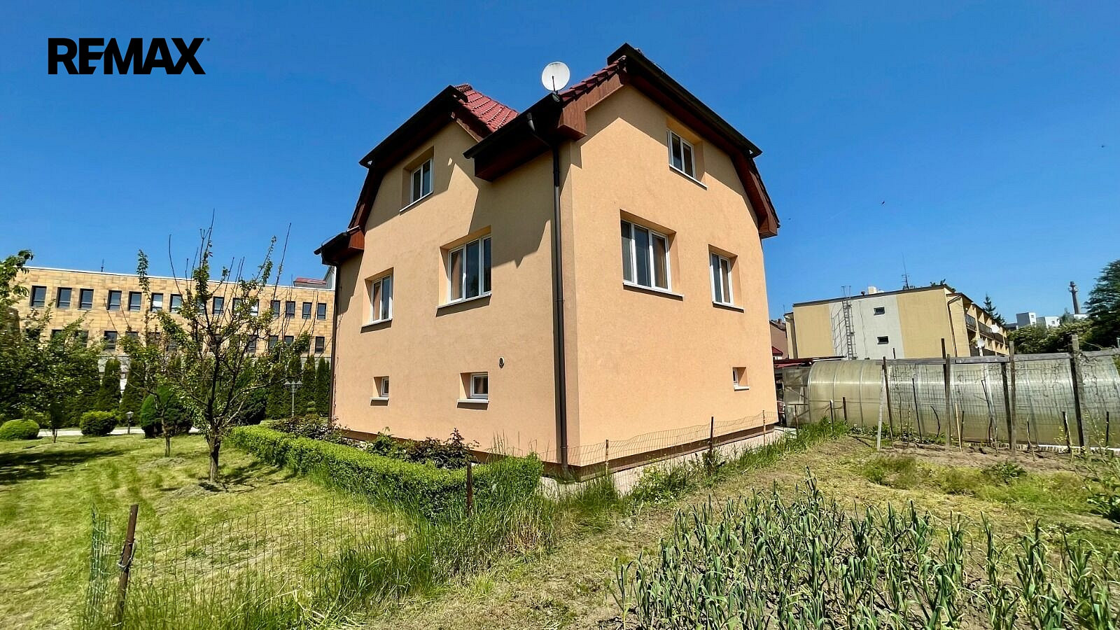 Pronájem obchodních prostor 210 m² – fotografie 4
