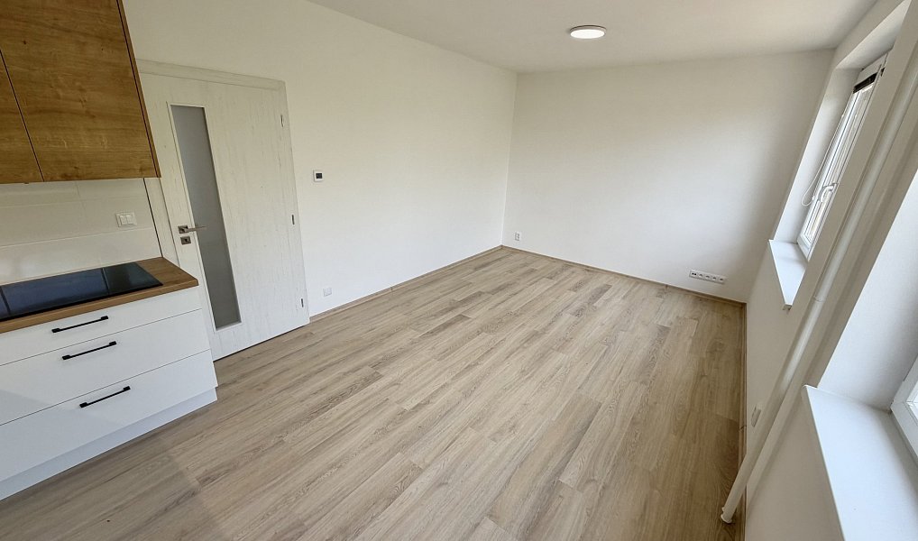 Prodej bytu 3+kk 69 m², Letovice – náhled fotky 5