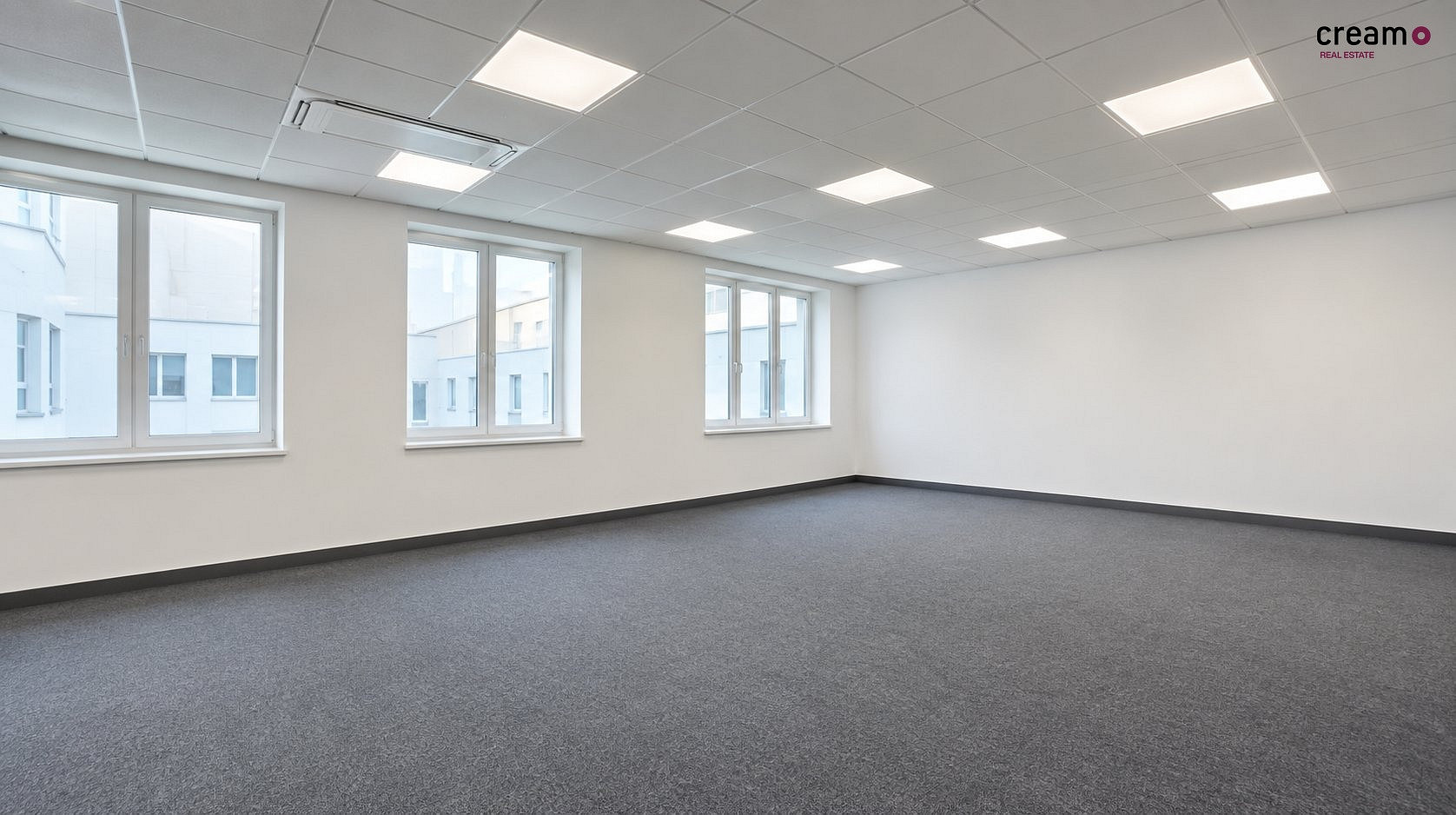 Pronájem kanceláře 500 m² – fotografie 2