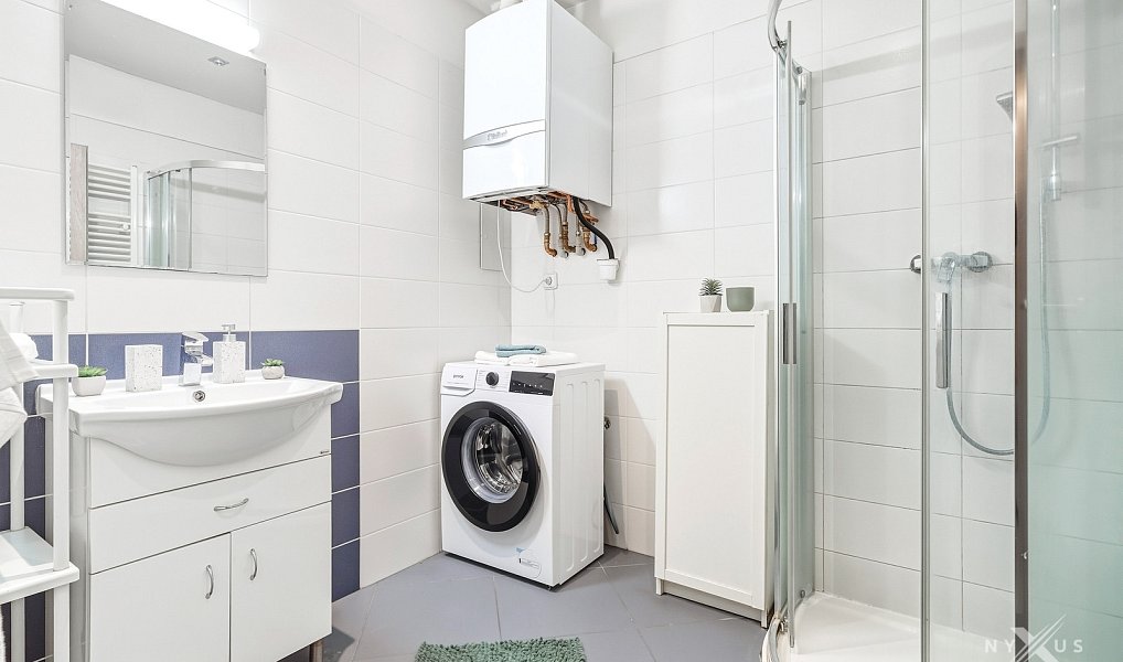 Prodej bytu 4+1 100 m², Praha – náhled fotky 15
