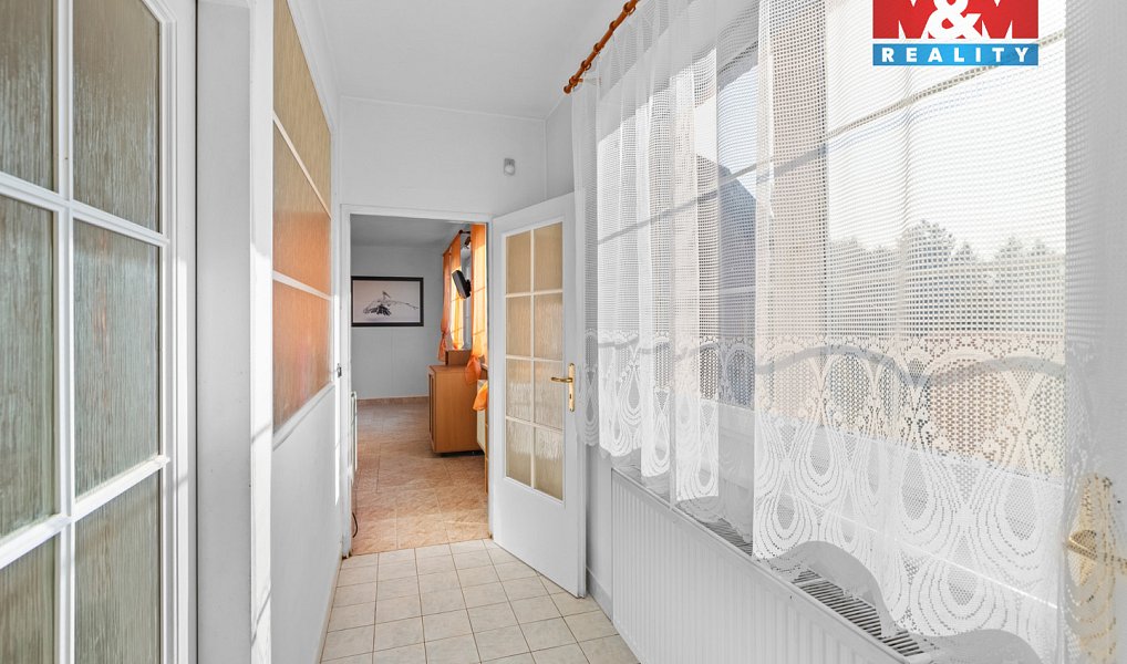 Prodej domu 280 m² s pozemkem 1 065 m², Vodochody – náhled fotky 21