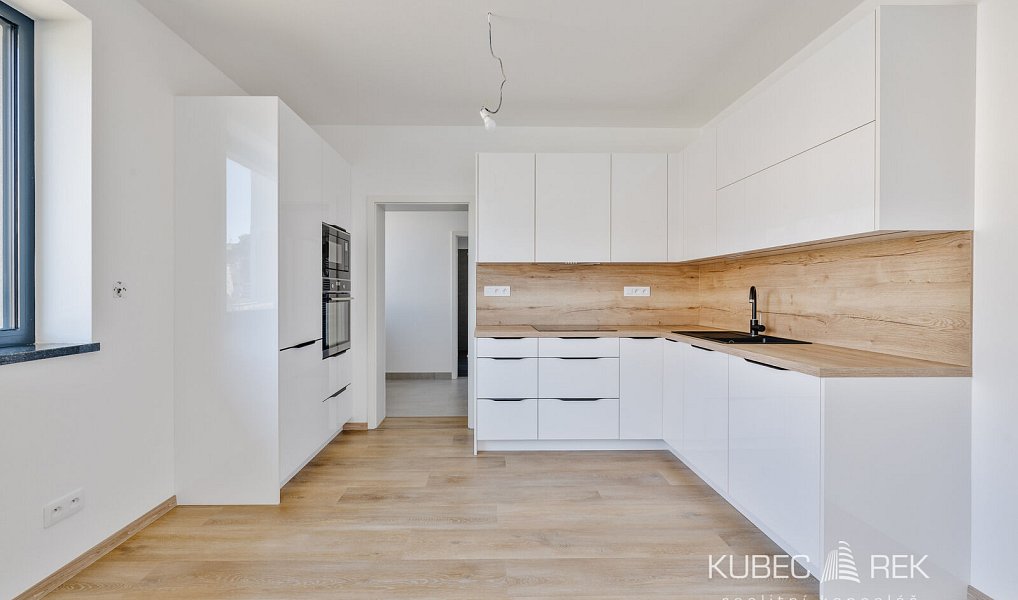 Prodej bytu 1+kk 40 m², Veselí nad Lužnicí – náhled fotky 2