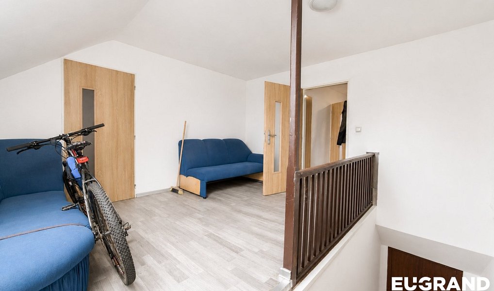 Prodej ubytovacího objektu 330 m², Šluknov – náhled fotky 7