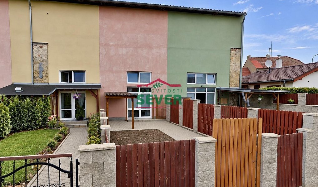 Prodej rodinného domu, 152 m², Louny, Lenešice
