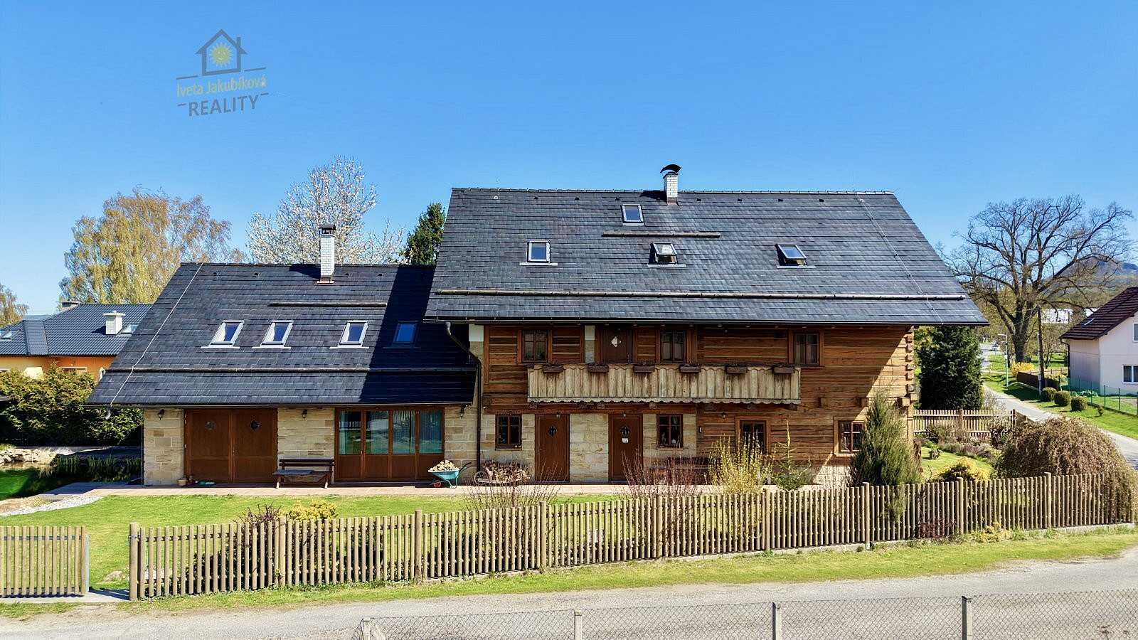 Prodej domu 638 m² s pozemkem 1 266 m² – fotografie 3