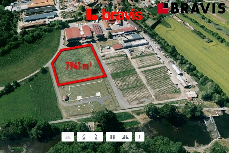 Pronájem komerčního pozemku 7 941 m²