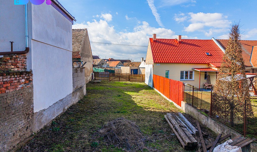 Prodej stavebního pozemku 521 m², Pouzdřany – náhled fotky 7