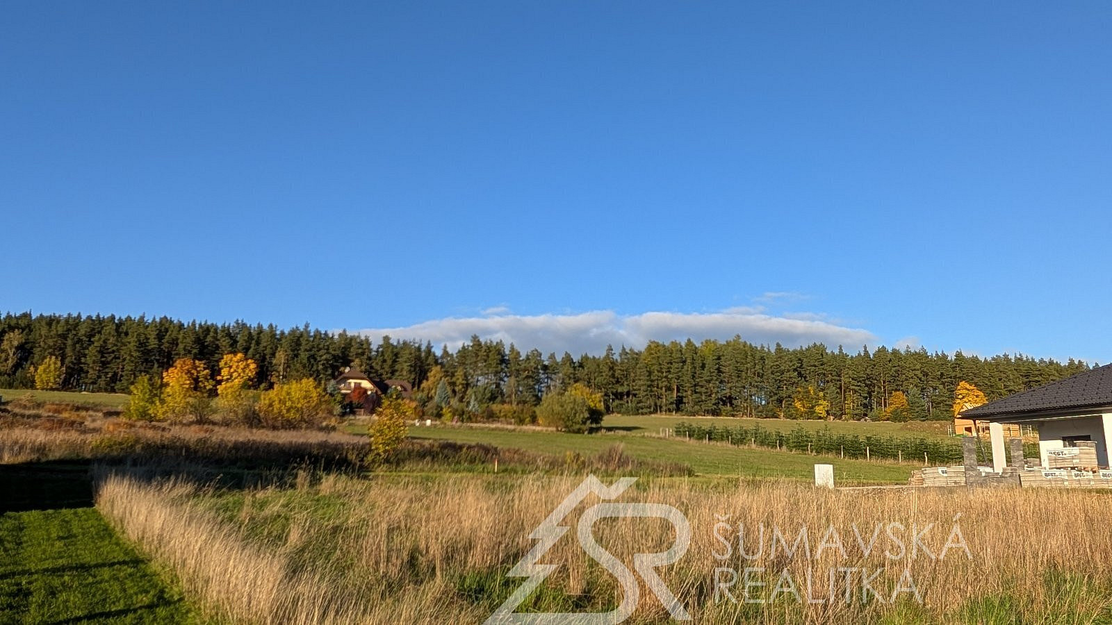 Prodej stavebního pozemku 960 m² – fotografie 3