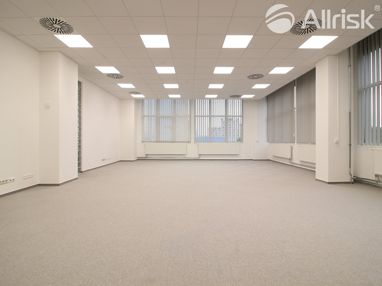 Pronájem kanceláře 100 m²