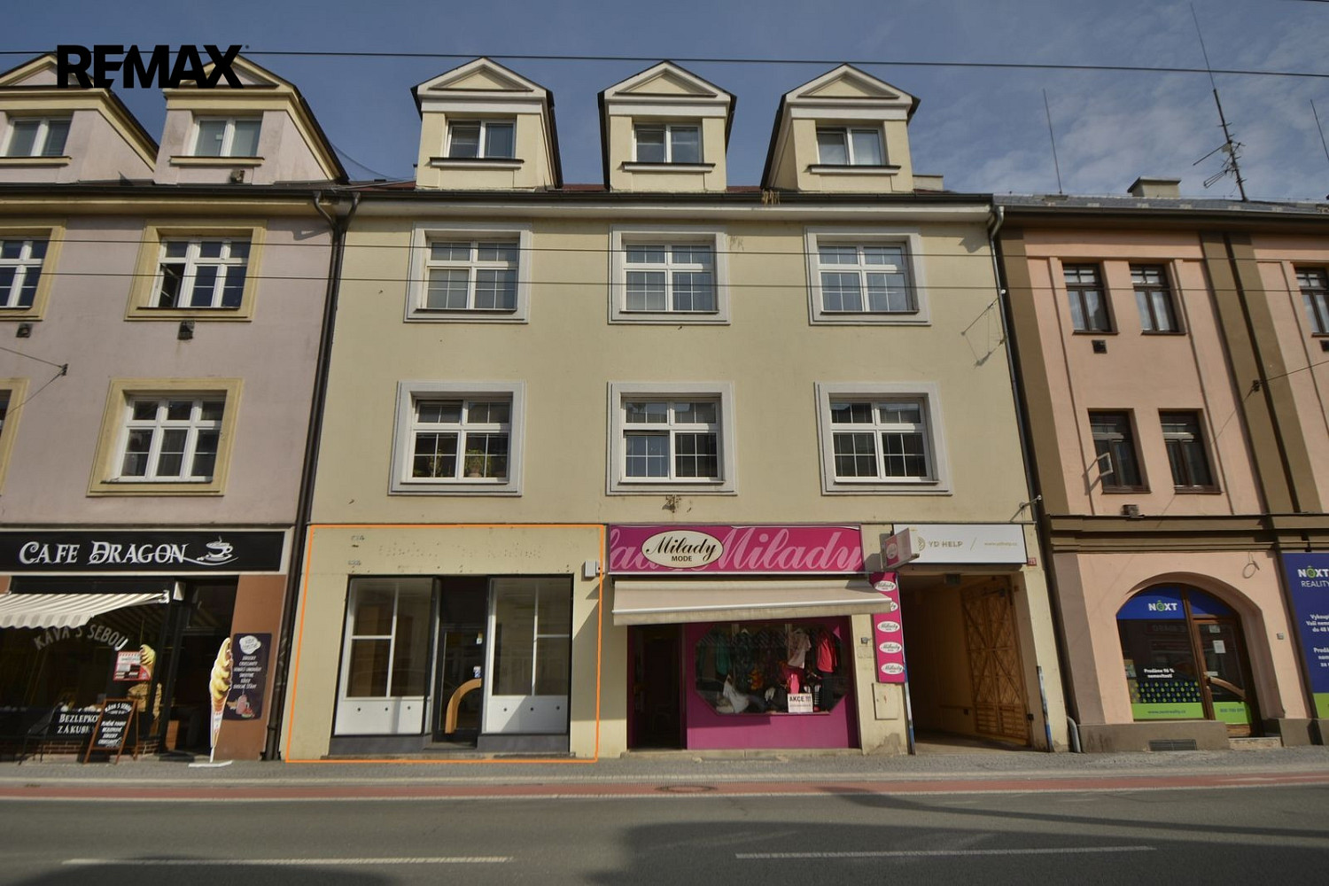 Pronájem obchodních prostor 58 m²