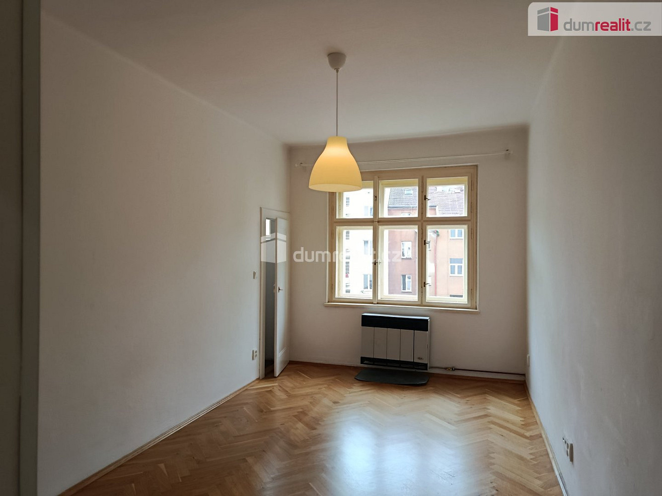 Pronájem bytu 2+kk 50 m² – fotografie 3
