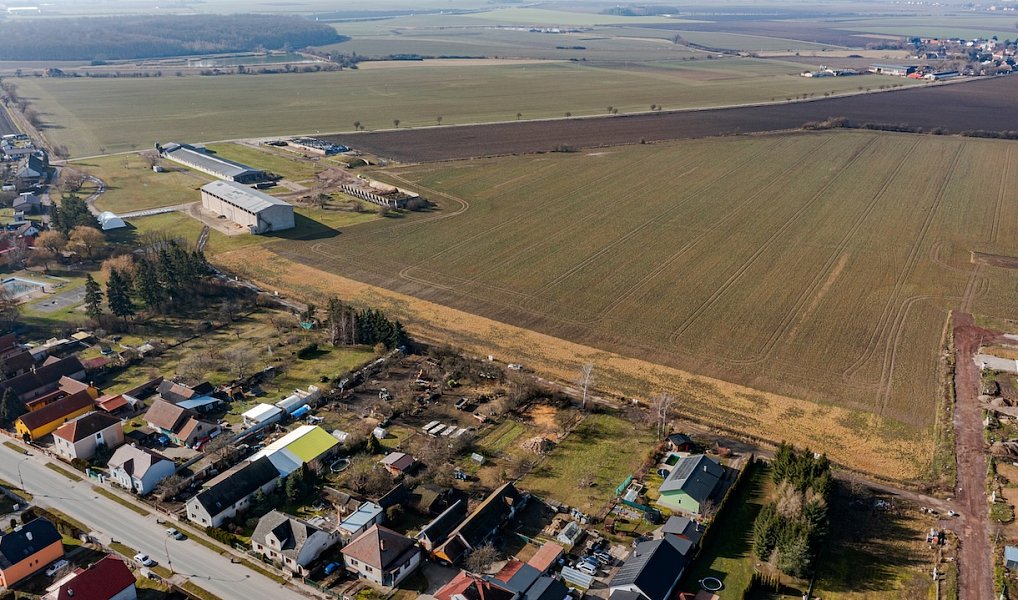 Prodej stavebního pozemku 1 000 m², Chudeřice – náhled fotky 6