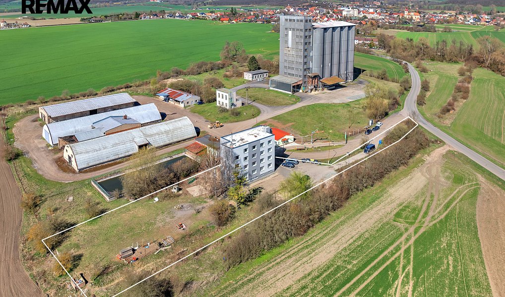 Prodej nájemního domu, činžáku 642 m², Libáň – náhled fotky 5