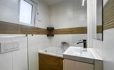 Prodej bytu 3+1 59 m², třída Tomáše Bati, Zlín