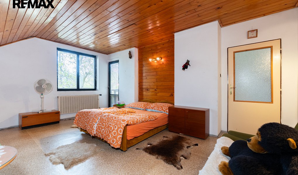 Prodej domu 225 m² s pozemkem 3 499 m², Litvínov – náhled fotky 37