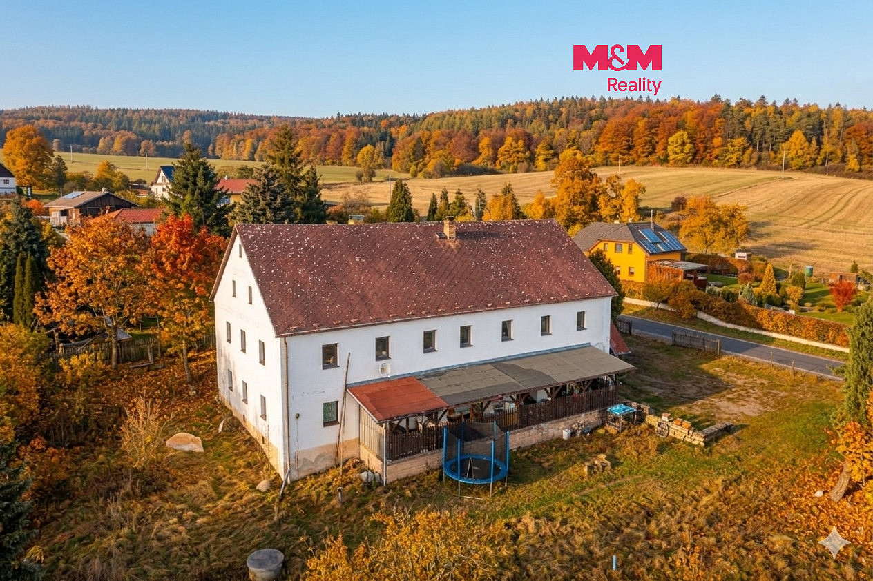 Prodej domu 480 m² s pozemkem 1 898 m²