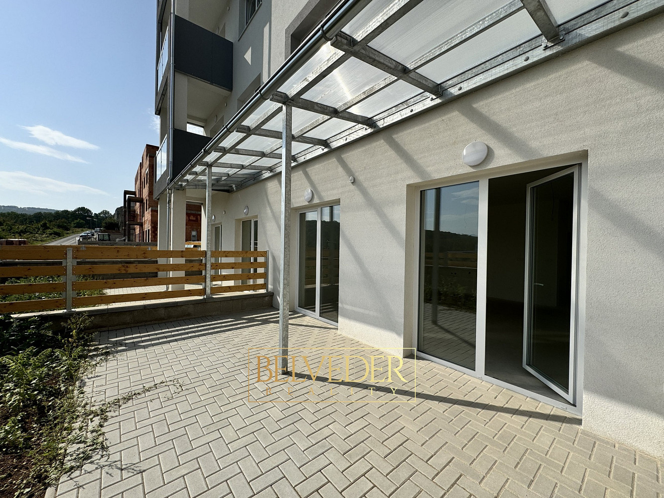 Prodej bytu 2+kk 73 m² — photo 2