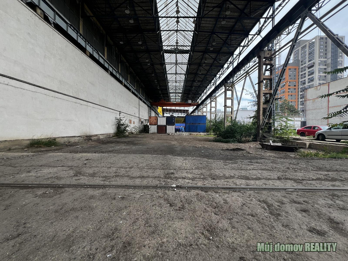 Pronájem komerčního pozemku 1 900 m² – fotografie 2