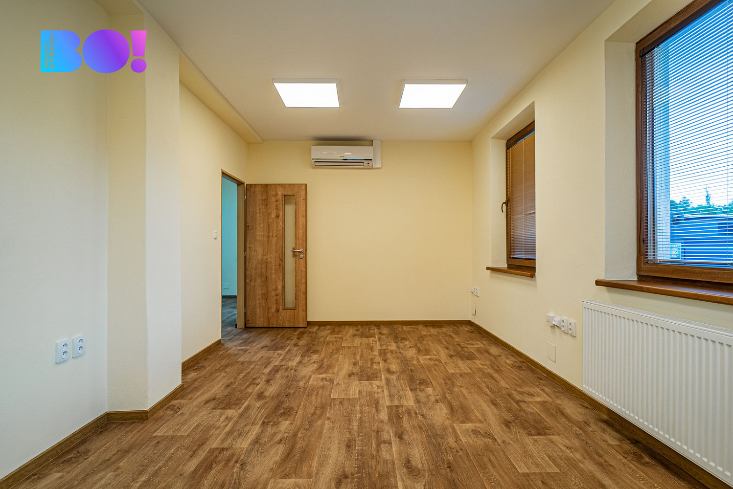 Pronájem kanceláře 162 m² – fotografie 2