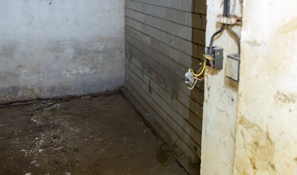 Prodej skladovacích prostor 115 m², Zálezlice – náhled fotky 9