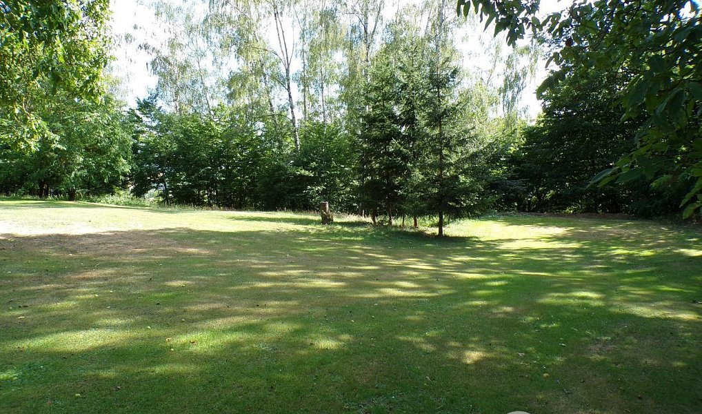 Prodej domu 205 m² s pozemkem 6 330 m², Čestín – náhled fotky 28