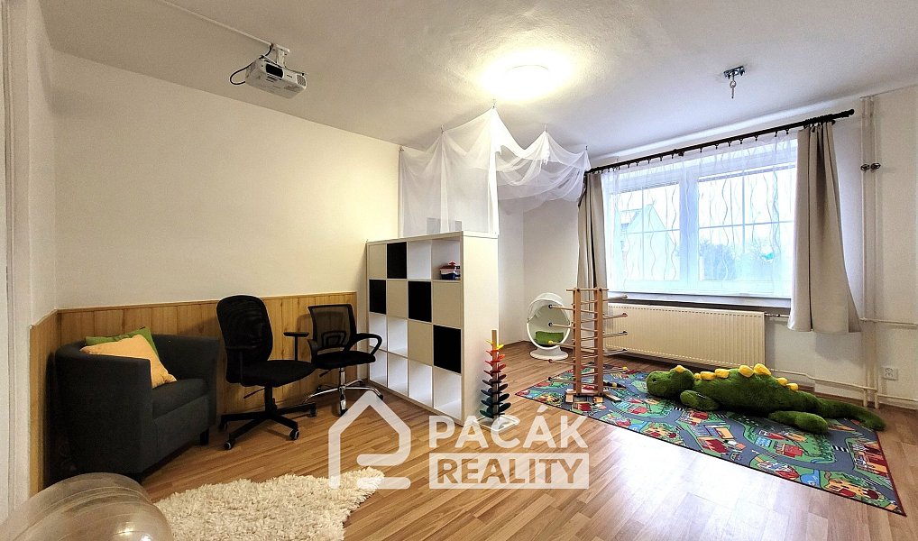 Pronájem domu 250 m² s pozemkem 424 m², Olomouc – náhled fotky 2