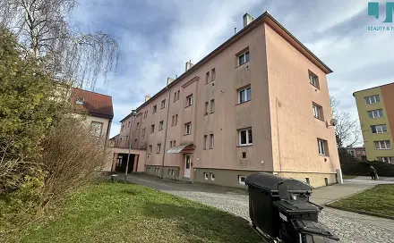 Pronájem bytu 2+1 59 m², Václavské nám., Třebíč - Horka-Domky