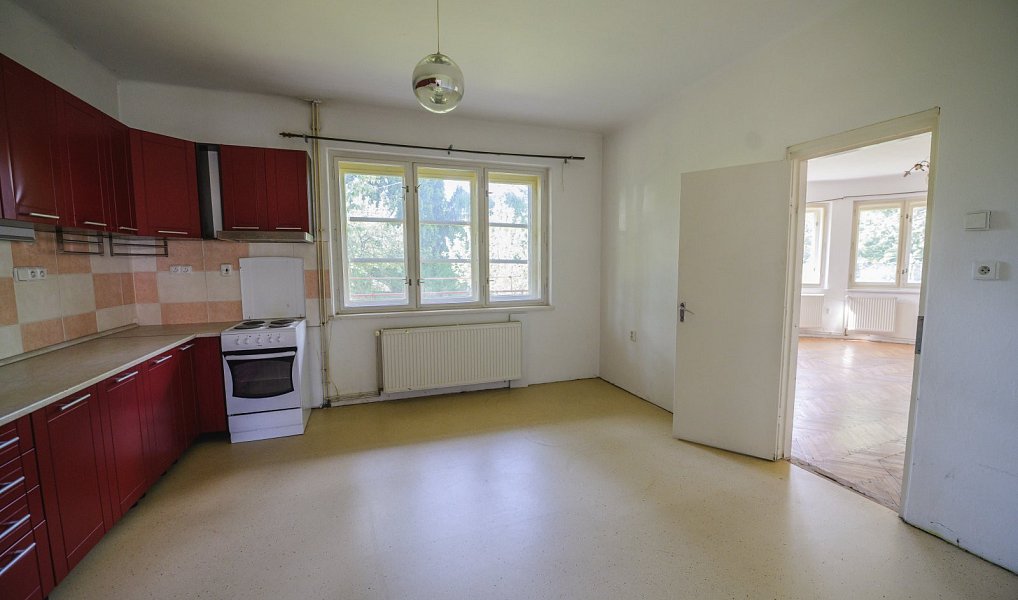 Prodej domu 206 m² s pozemkem 958 m², Turnov – náhled fotky 32