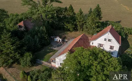 Prodej domu 240 m² s pozemkem 4 669 m², Nezdenice, okres Uherské Hradiště