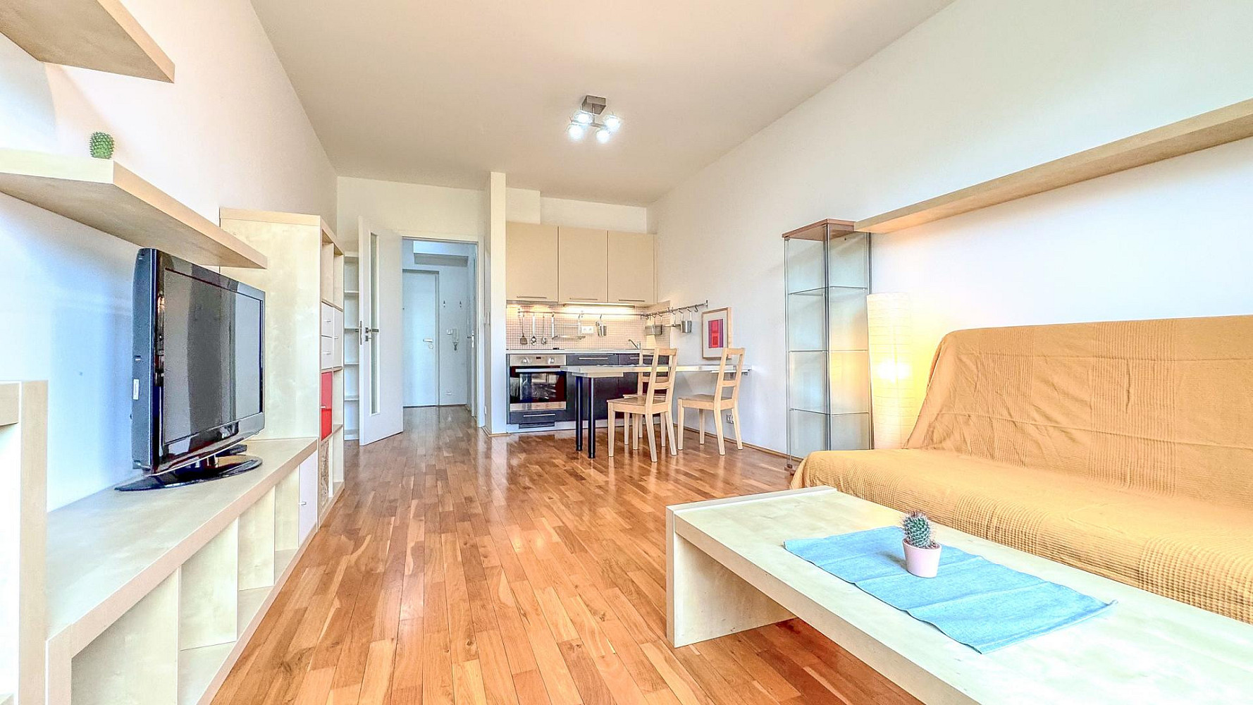 Pronájem bytu 1+kk 32 m² — photo 4