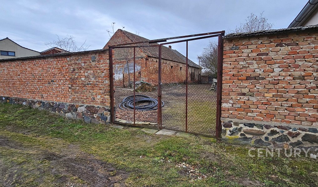 Prodej stavebního pozemku 2 090 m², Dyjákovice – náhled fotky 2
