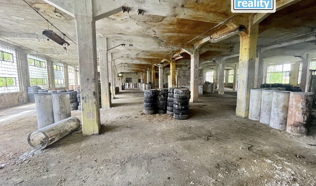 Prodej výrobních prostor 8 000 m², Libá – náhled fotky 19