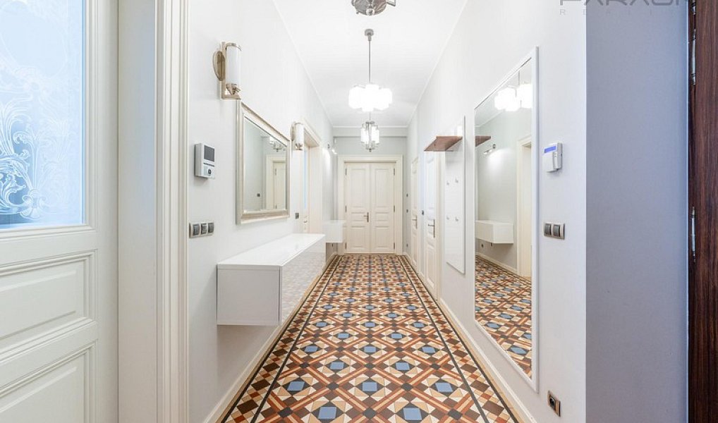 Pronájem bytu 3+1 154 m², Praha – náhled fotky 17