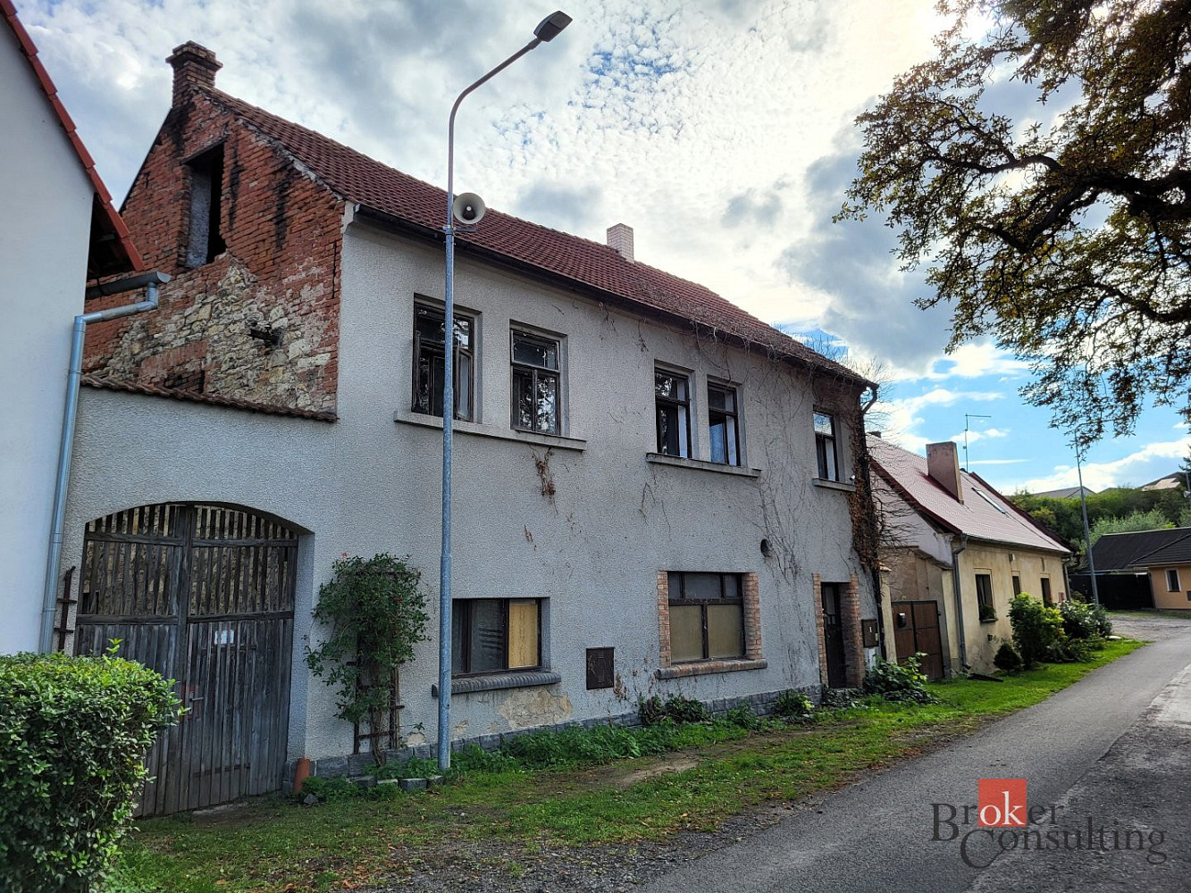 Prodej domu 220 m² s pozemkem 298 m²
