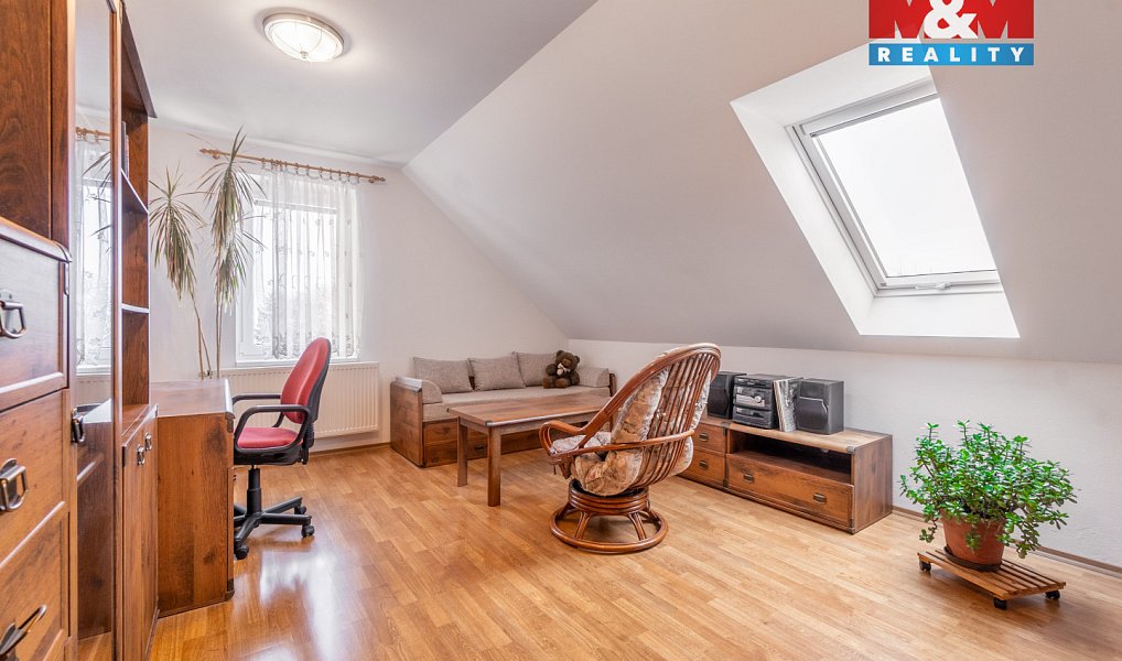Prodej domu 229 m² s pozemkem 1 015 m², Varnsdorf – náhled fotky 15