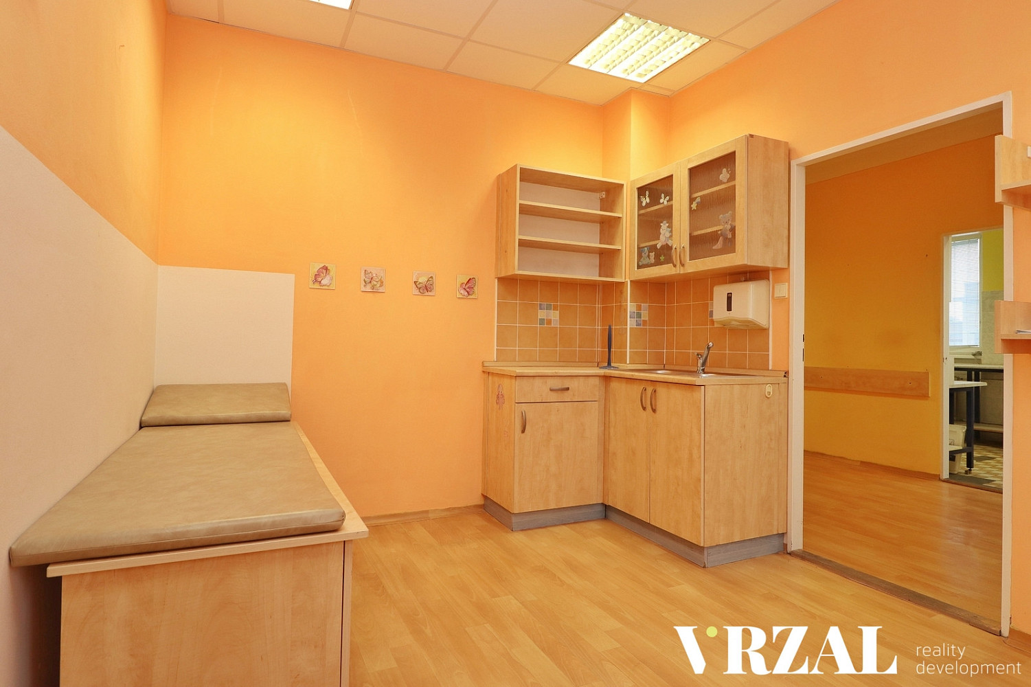 Podnájem ordinace, 80 m² – pohled 5