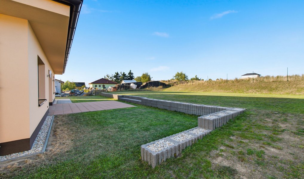Prodej domu 128 m² s pozemkem 878 m², Benešov – náhled fotky 25