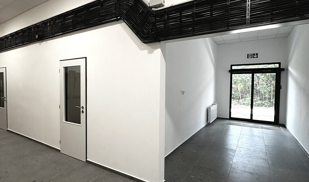 Pronájem skladovacích prostor 618 m², Hořice – náhled fotky 9